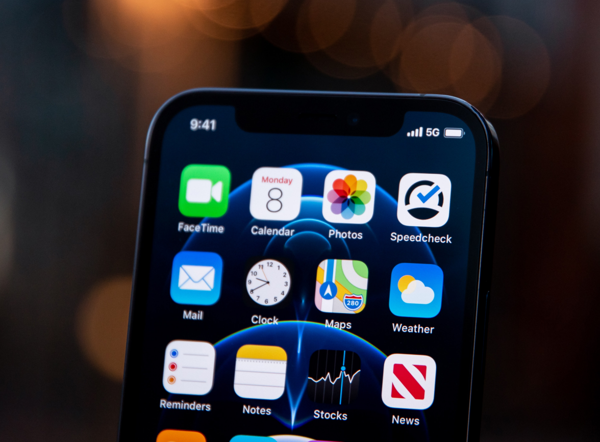 江门苹果手机维修分享为什么 iPhone 12 在冬季会自动关机 
