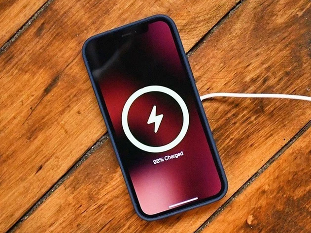 江门苹果手机维修分享iPhone 12可以随便充电吗 